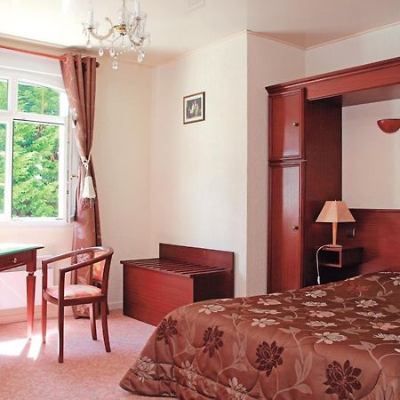 Le Wast Logis Hotel & Restaurant - Le Chateau Des Tourelles 3 Etoiles מראה חיצוני תמונה
